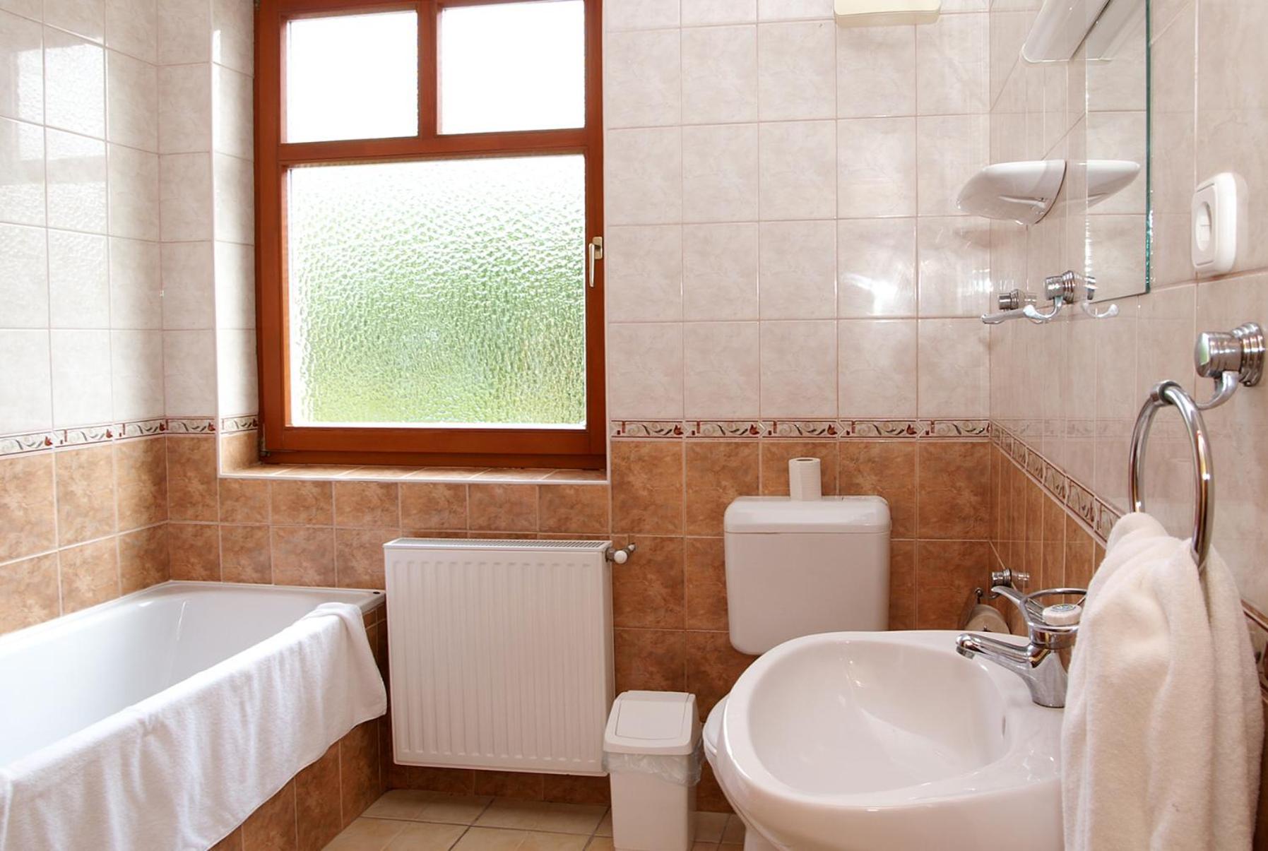 Pihenokereszt Panzio Bed & Breakfast Sopron Dış mekan fotoğraf
